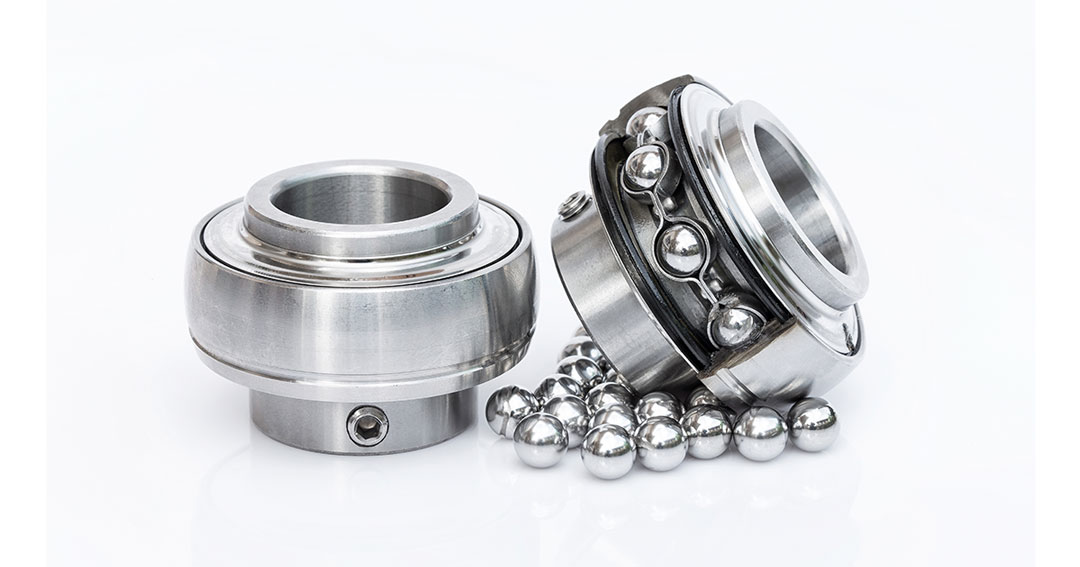 Close-up-stainless-steel-bearings-on-the-white-background